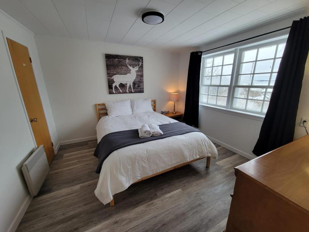 Aux 4 Vents - Auberg'Inn Carleton-sur-Mer ภายนอก รูปภาพ